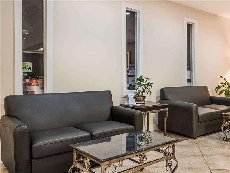 Ramada By Wyndham Lumberton Hotel Ngoại thất bức ảnh