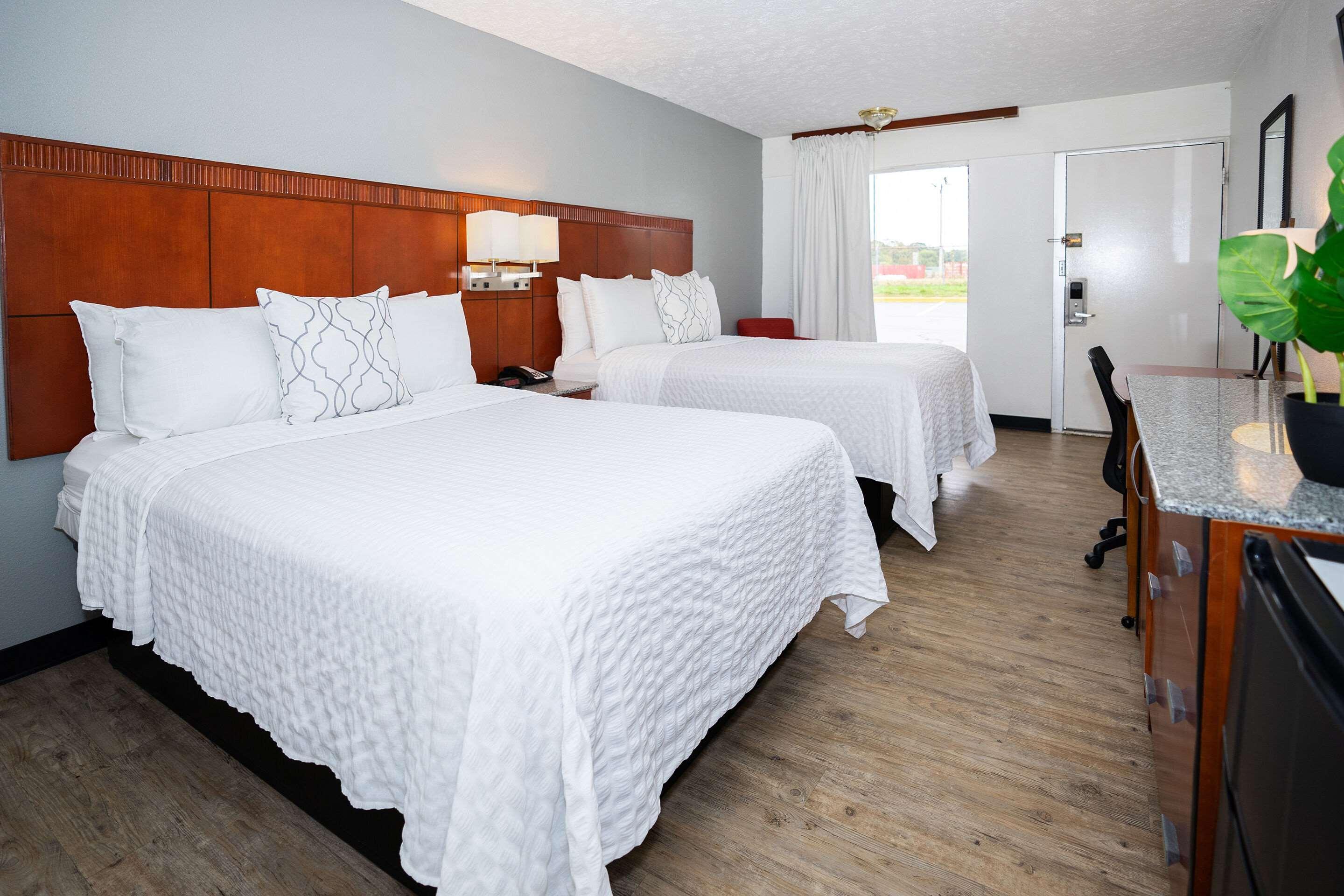 Ramada By Wyndham Lumberton Hotel Ngoại thất bức ảnh