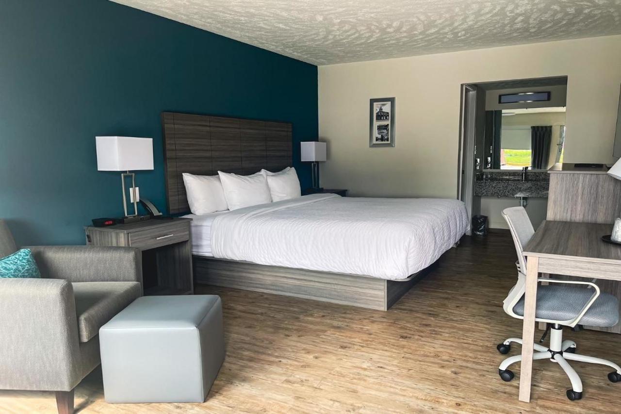 Ramada By Wyndham Lumberton Hotel Ngoại thất bức ảnh